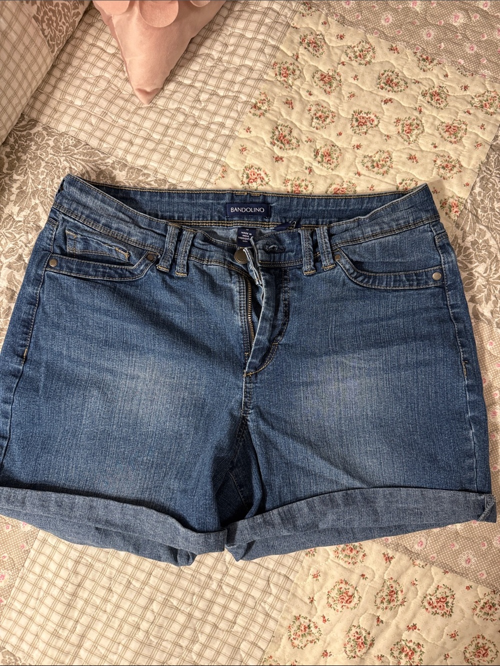 Bandolino Blue Rolled Cuff Denim Shorts